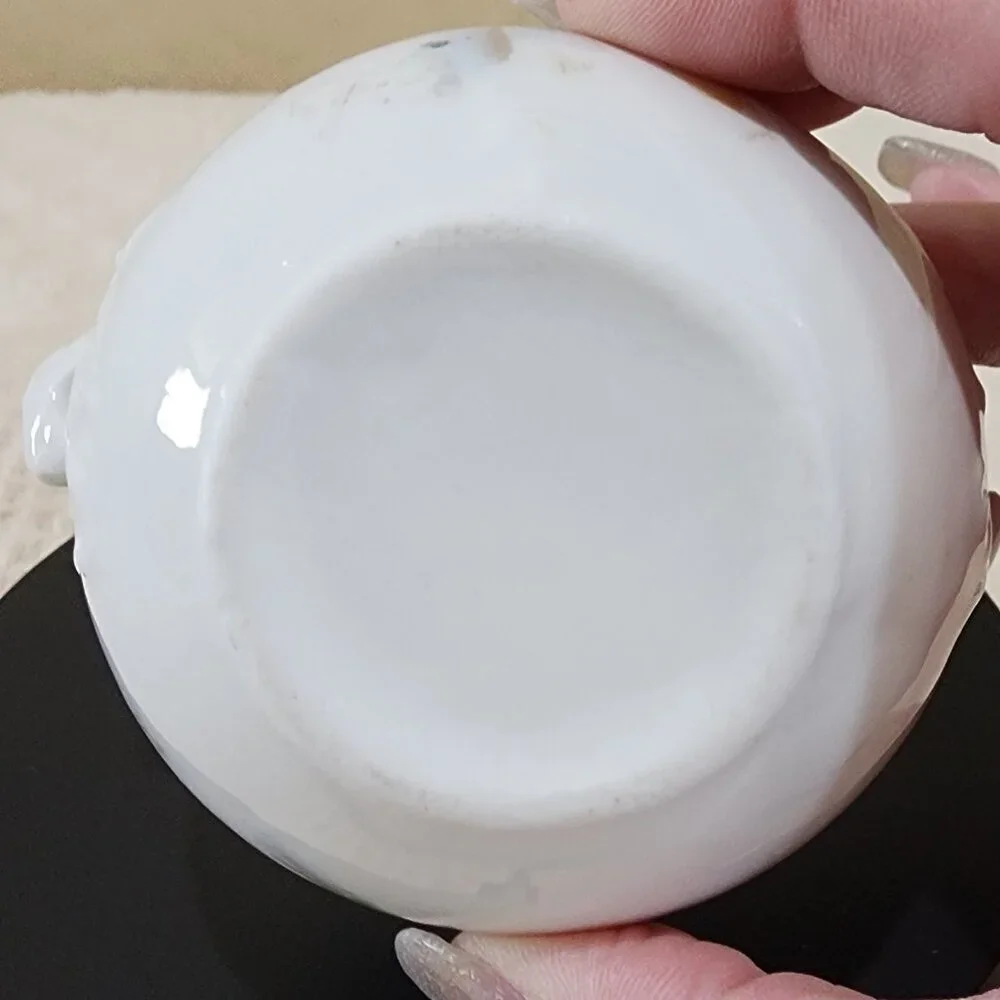 1900's Dainty Antique Hand Painted Daisy Flower Pinch Top Hair Catch Bowl Vanity